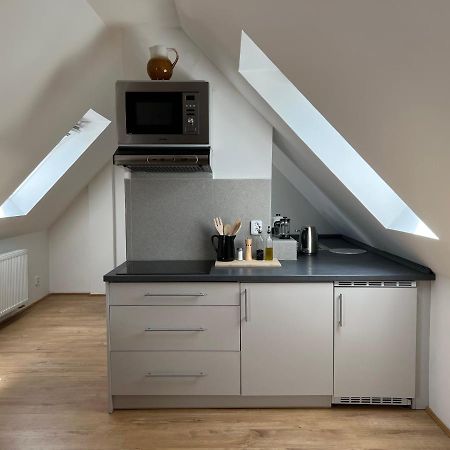 Sova Apartment Hostka  Bagian luar foto