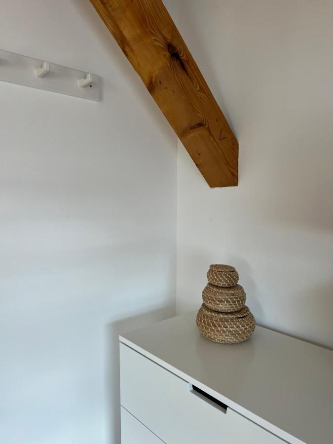 Sova Apartment Hostka  Bagian luar foto
